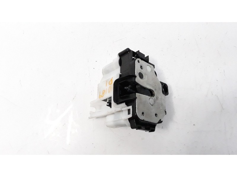 Recambio de cerradura puerta delantera izquierda para fiat nuova 500 (150) lounge referencia OEM IAM 52041739  
