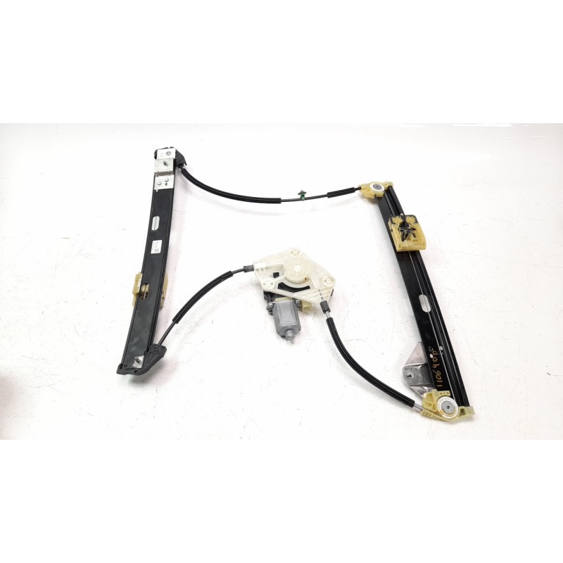 Recambio de elevalunas delantero derecho para audi a1 sportback (gba) 1.0 tfsi referencia OEM IAM 82G837462A  
