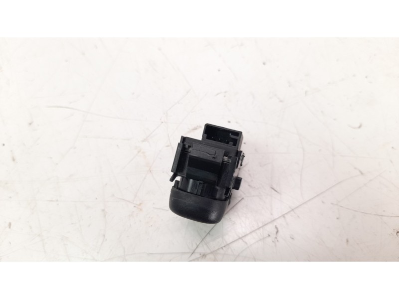 Recambio de mando elevalunas trasero izquierdo para mercedes-benz clase cl (w215) coupe 5.0 v8 24v cat referencia OEM IAM A22082