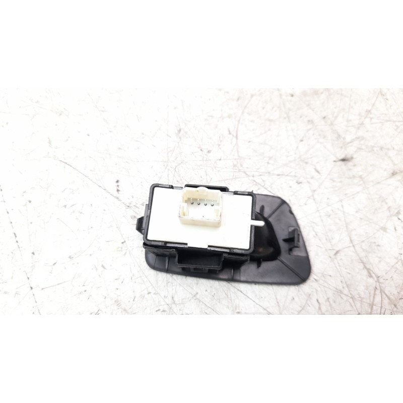Recambio de mando elevalunas trasero derecho para jeep compass ii 2.0 m-jet cat referencia OEM IAM 6BZ30LXHAB  