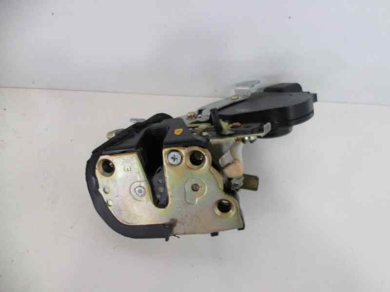 Recambio de cerradura puerta trasera izquierda para toyota rav 4 (a2) 2.0 luna 4x4 (2003) referencia OEM IAM   