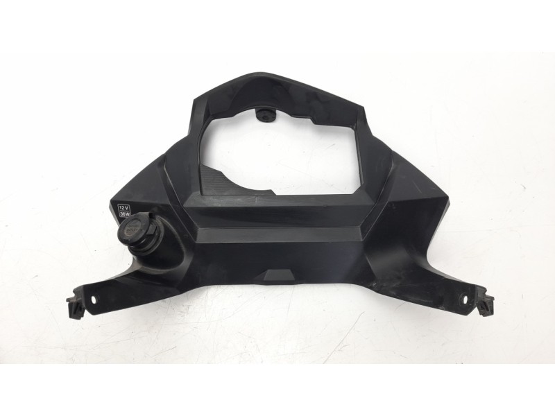 Recambio de molduras delanteras para suzuki v-strom 650 referencia OEM IAM 9463128K0  