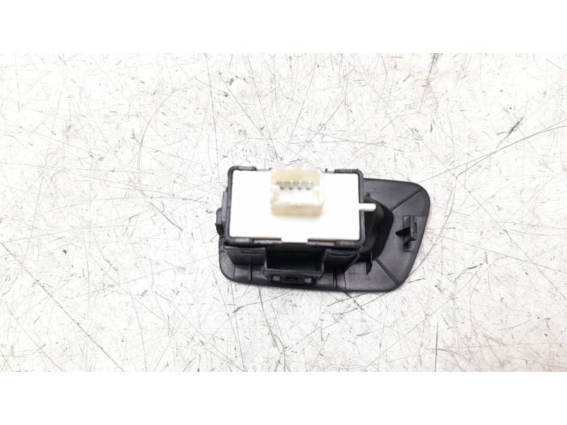 Recambio de mando elevalunas trasero izquierdo para jeep compass ii 2.0 m-jet cat referencia OEM IAM 6BZ29LXHAA  
