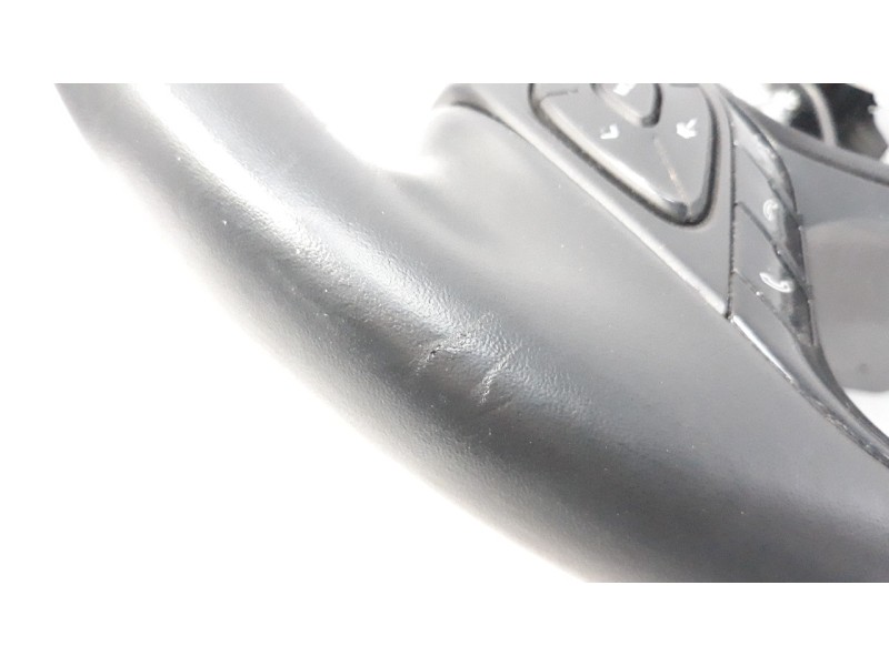 Recambio de volante para toyota c-hr referencia OEM IAM 627554600  