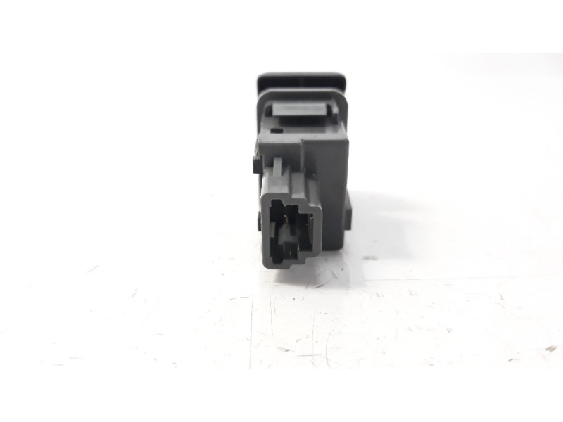 Recambio de warning para toyota c-hr referencia OEM IAM 15B424  