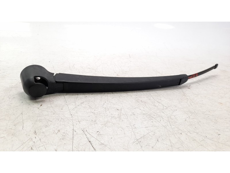 Recambio de brazo limpia trasero para volkswagen tiguan (5n2) 2.0 tdi referencia OEM IAM 1T0955707C  