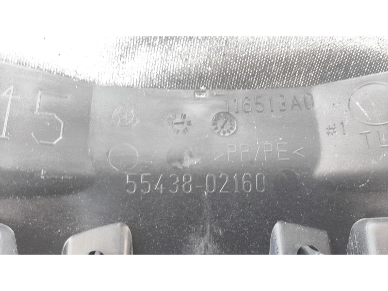 Recambio de moldura para toyota corolla (e21) referencia OEM IAM 5543802160 4528602630 