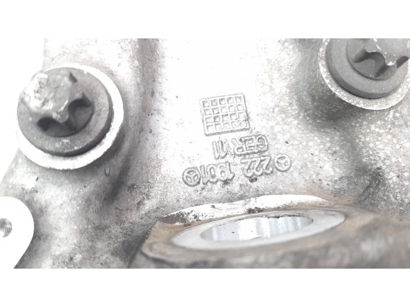 Recambio de mangueta delantera izquierda para mercedes-benz clase s (w222) lim. 3.0 cdi cat referencia OEM IAM A2223321901  