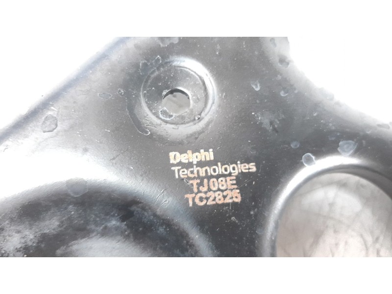 Recambio de brazo suspension inferior delantero izquierdo para volkswagen tiguan (5n2) 2.0 tdi referencia OEM IAM TC2825  