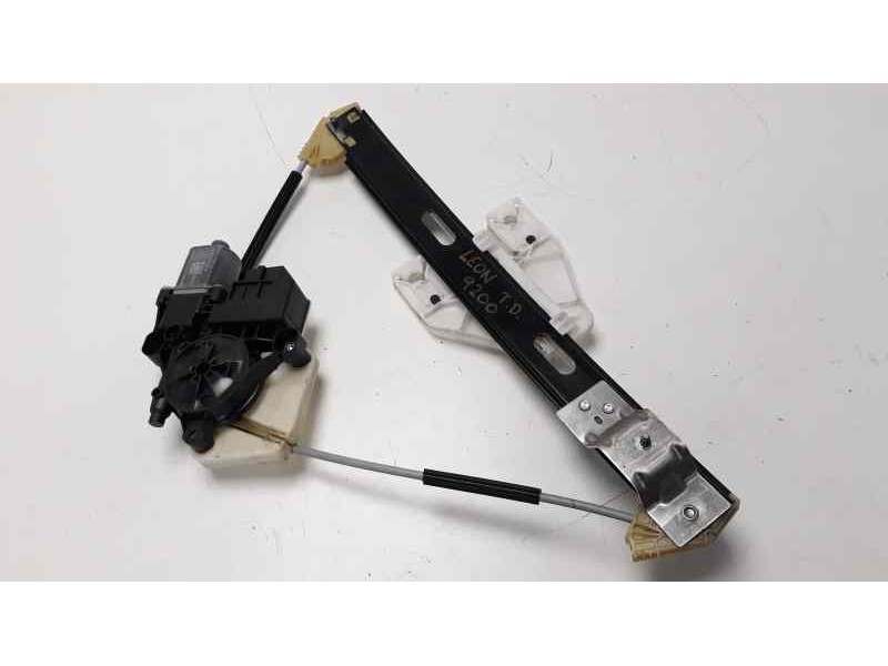 Recambio de elevalunas trasero derecho para seat leon st (5f8) style referencia OEM IAM 5F9839462A  