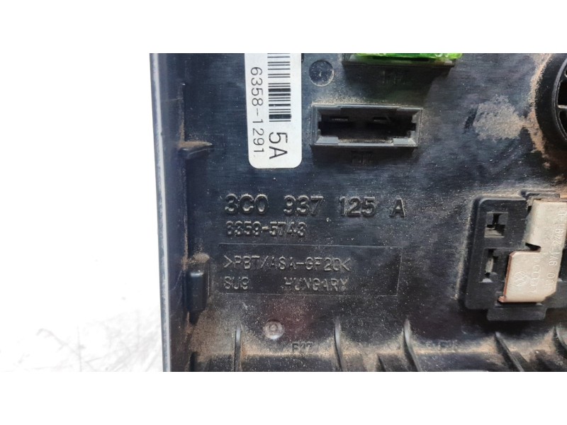 Recambio de caja reles / fusibles para volkswagen tiguan (5n2) 2.0 tdi referencia OEM IAM 3C0937125A  