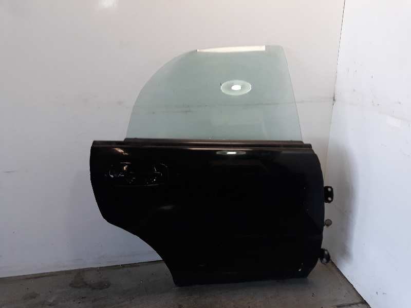 Recambio de puerta trasera derecha para subaru impreza g11 (gd/gg) 2.0 r sw referencia OEM IAM 60409FE043  