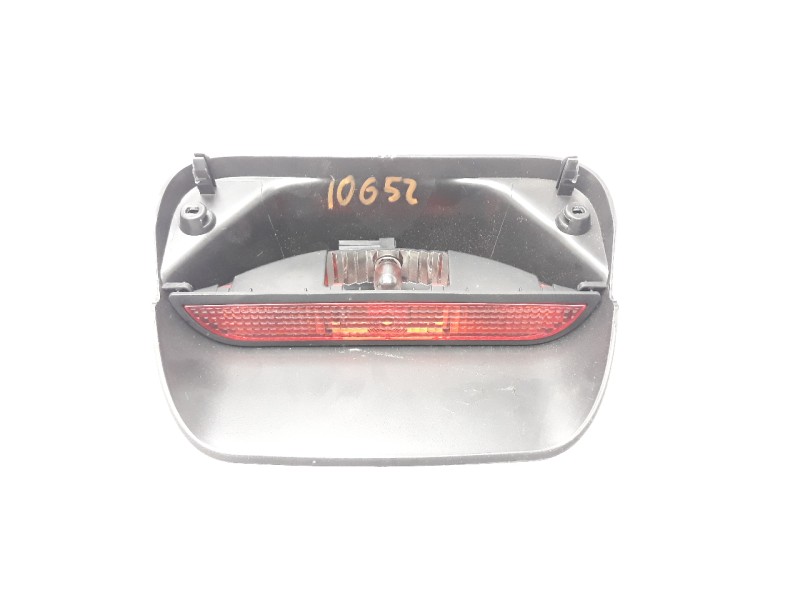 Recambio de luz central de freno para dacia sandero 1.2 16v cat referencia OEM IAM 265907079R  