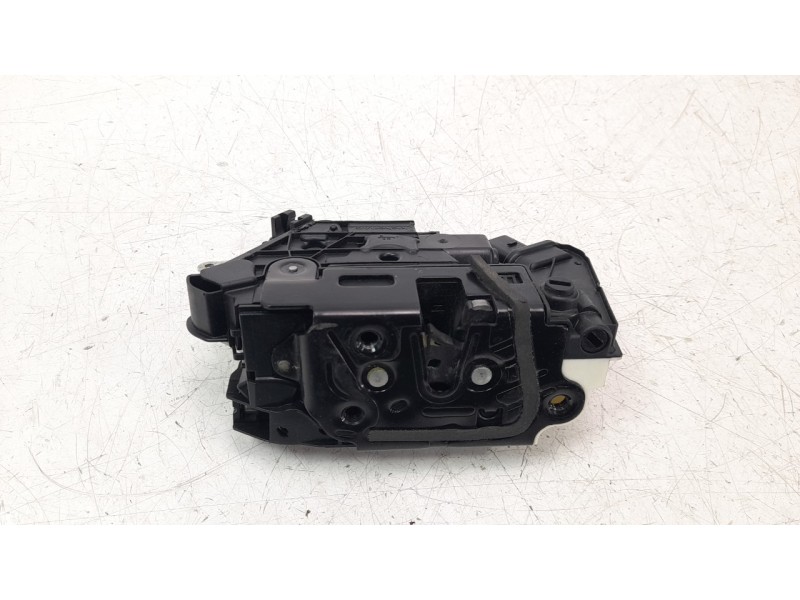 Recambio de cerradura puerta trasera derecha para volkswagen tiguan (5n2) 2.0 tdi referencia OEM IAM 5N0839016J  