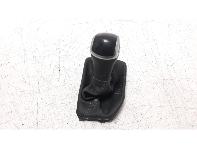Recambio de pomo palanca cambio para audi a1 sportback (gba) 1.0 tfsi referencia OEM IAM 82B713139B  