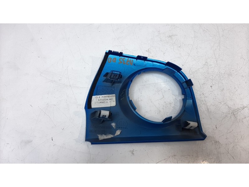 Recambio de moldura para fiat nuova 500 (150) club referencia OEM IAM 735627501  
