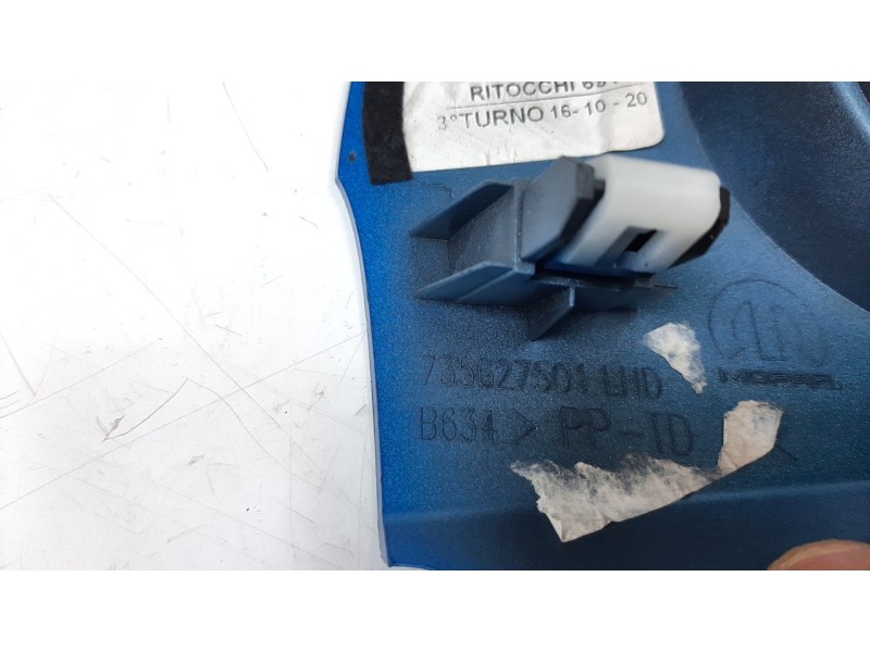 Recambio de moldura para fiat nuova 500 (150) club referencia OEM IAM 735627501  