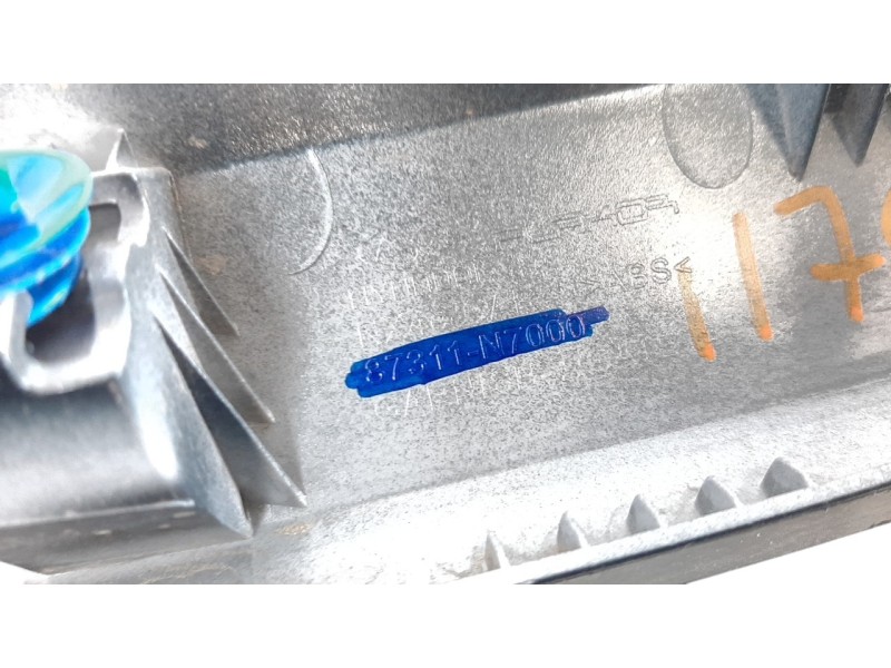 Recambio de molduras traseras para hyundai tucson (nx) maxx silver 2wd referencia OEM IAM 87311N7000  