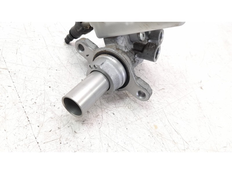 Recambio de bomba freno para ford kuga (cbs) 1.5 ecoboost cat referencia OEM IAM DV612140GA  