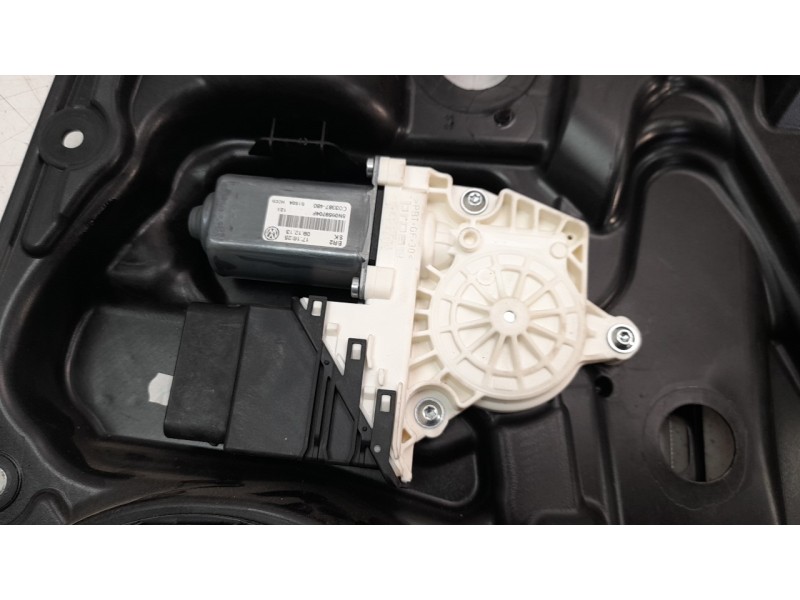 Recambio de elevalunas trasero derecho para volkswagen tiguan (5n2) 2.0 tdi referencia OEM IAM 5N0839730R  113860
