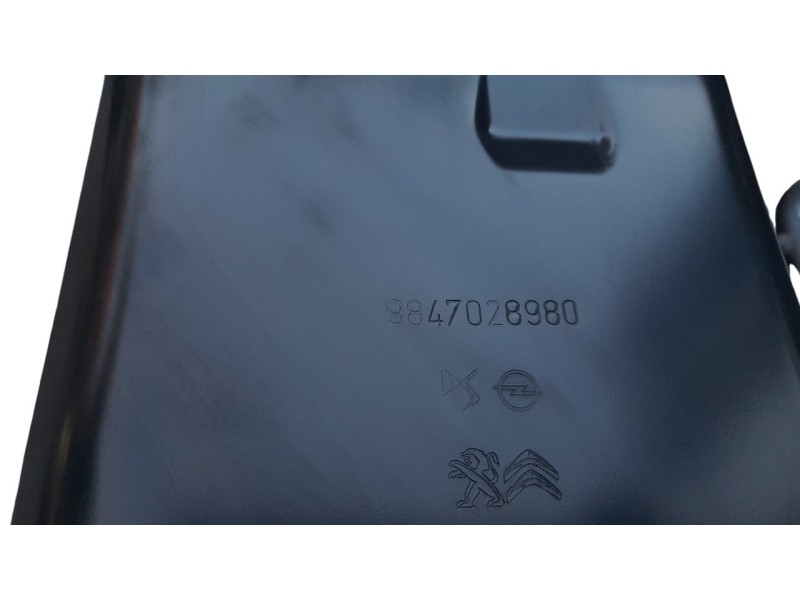 Recambio de bateria para citroen c4 x e-shine referencia OEM IAM 9847028980  