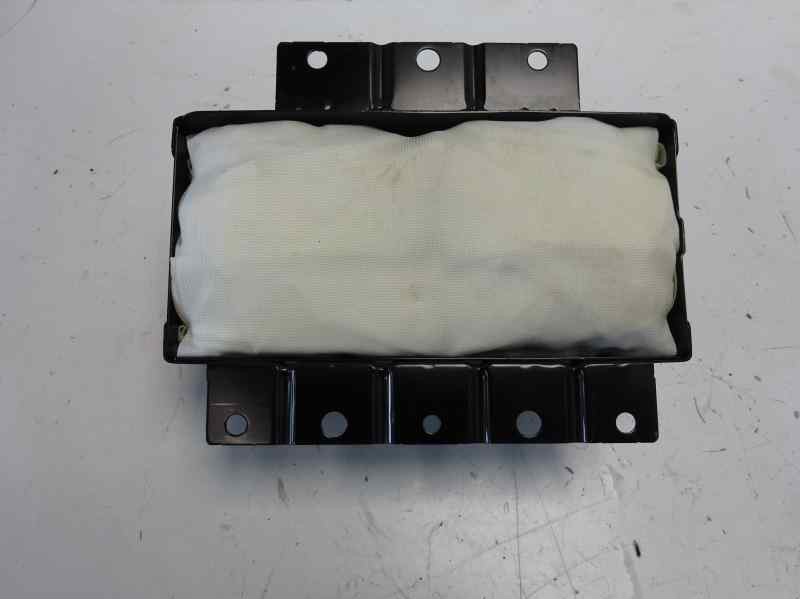 Recambio de airbag delantero derecho para kia cee´d emotion referencia OEM IAM 845301H000 1H84591010 