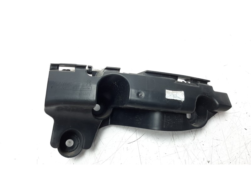 Recambio de moldura para peugeot 308 allure referencia OEM IAM 9677934580  