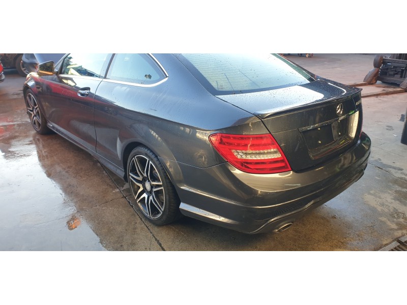 Recambio de diferencial trasero para mercedes-benz clase c (w204) coupe 2.1 cdi cat referencia OEM IAM A2093510205  