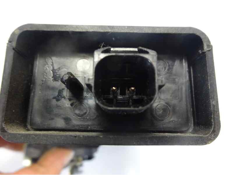 Recambio de cerradura puerta trasera izquierda para volvo s40 berlina 1.8i referencia OEM IAM   
