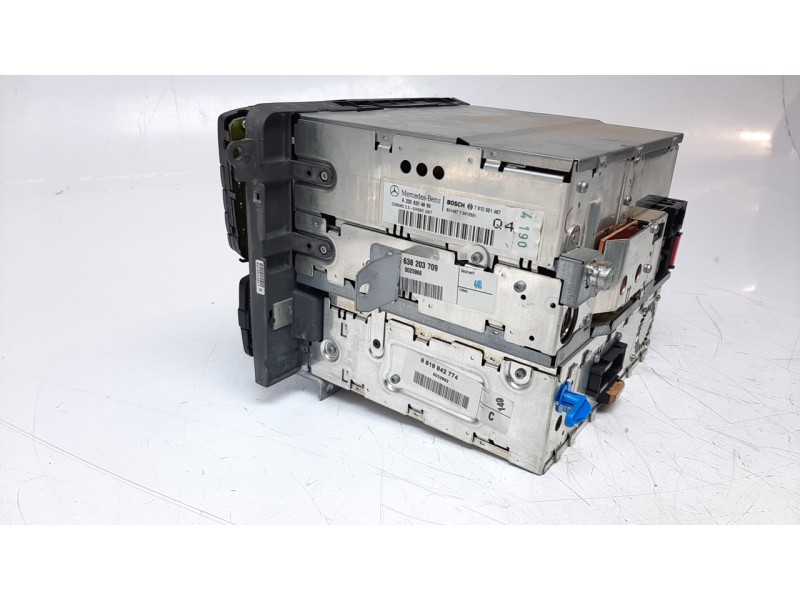 Recambio de sistema navegacion gps para mercedes-benz clase cl (w215) coupe 5.0 v8 24v cat referencia OEM IAM A2208204889  