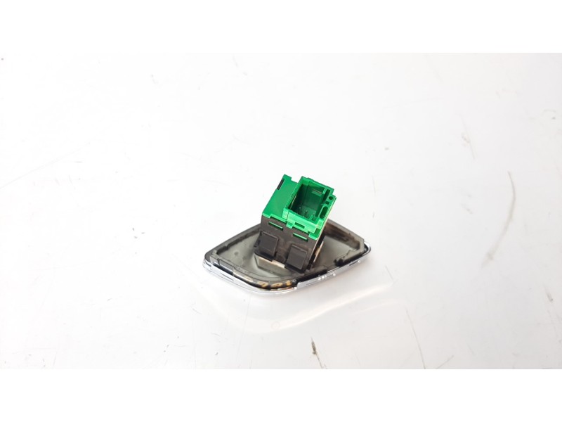 Recambio de interruptor para citroen c3 1.2 12v vti referencia OEM IAM 96656596XU  