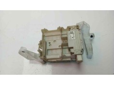 Recambio de caja reles / fusibles para toyota aygo 1.0 cat referencia OEM IAM 827300H030A   2