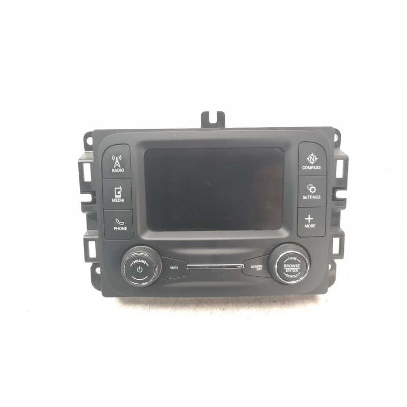 Recambio de sistema audio / radio cd para jeep compass ii 2.0 m-jet cat referencia OEM IAM P68290676AJ  