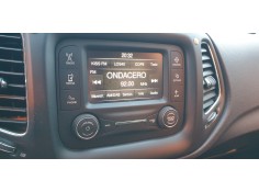 Recambio de sistema audio / radio cd para jeep compass ii 2.0 m-jet cat referencia OEM IAM P68290676AJ   2
