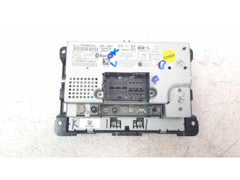 Recambio de sistema audio / radio cd para jeep compass ii 2.0 m-jet cat referencia OEM IAM P68290676AJ  