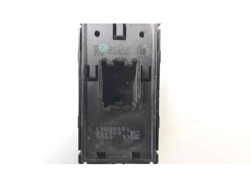 Recambio de mando elevalunas trasero derecho para opel zafira tourer selective referencia OEM IAM 13408452  