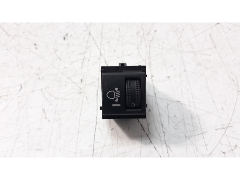 Recambio de interruptor para toyota corolla (e21) referencia OEM IAM 6800M9NB  
