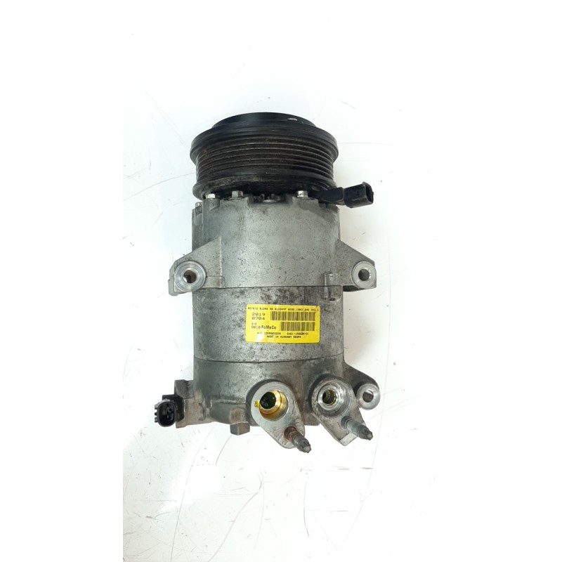 Recambio de compresor aire acondicionado para ford kuga (cbs) 1.5 ecoboost cat referencia OEM IAM GV6119D629CC 32850 CAF230027HQ