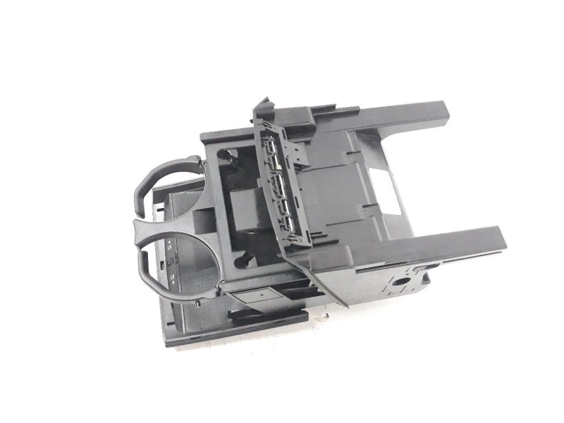 Recambio de cenicero para mercedes-benz clase r (w251) r 300 cdi blueefficiency (251.021) referencia OEM IAM A2516804514  