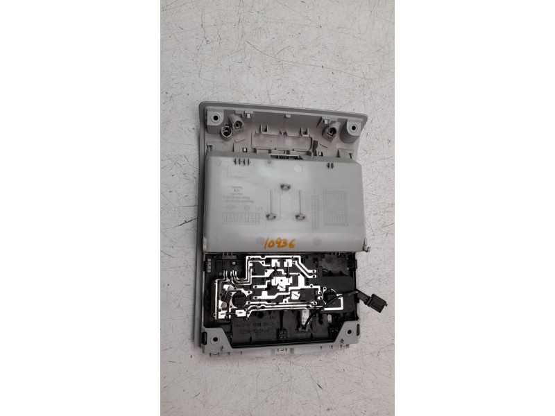 Recambio de luz interior para volkswagen golf vii lim. (bq1) 1.0 tsi referencia OEM IAM 5G0868837  