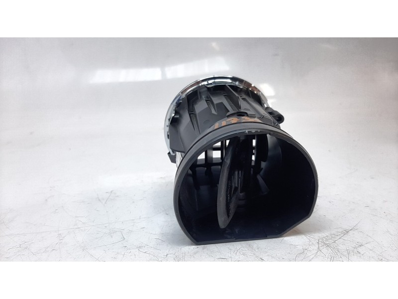 Recambio de aireador izquierdo para fiat nuova 500 (150) club referencia OEM IAM 735627421  