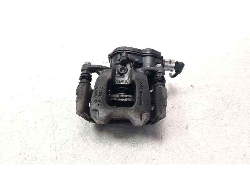 Recambio de pinza de freno trasera izquierda para jeep compass ii 2.0 m-jet cat referencia OEM IAM 68338709AA  