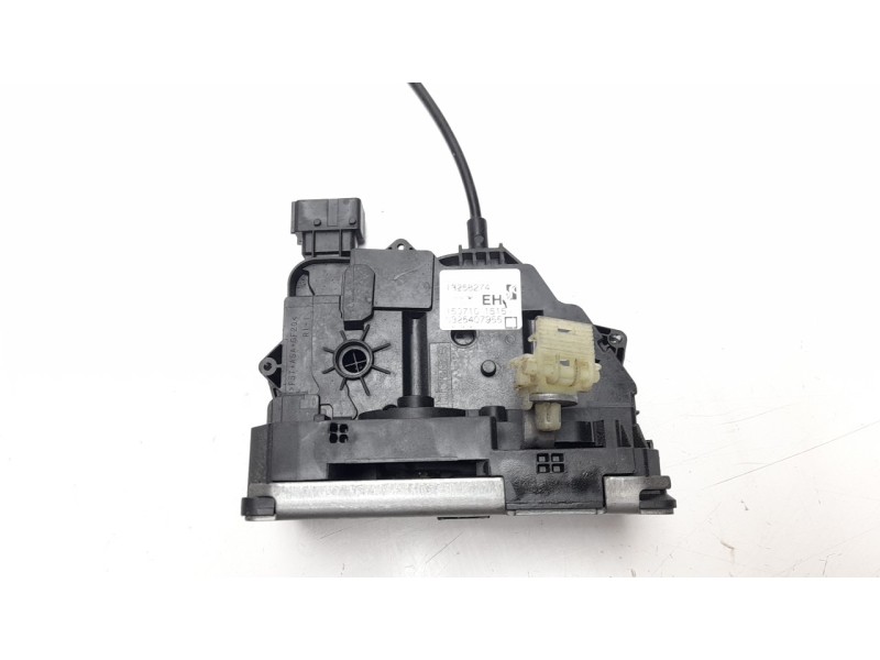 Recambio de cerradura puerta delantera derecha para opel corsa d cosmo referencia OEM IAM 13258274  