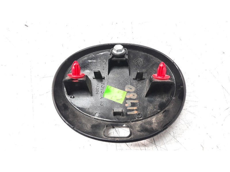 Recambio de moldura para toyota corolla (e21) referencia OEM IAM 6793002060  