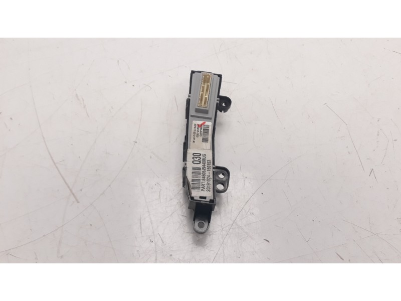Recambio de mando multifuncion para hyundai kona 1.0 tgdi cat referencia OEM IAM 93350J9AF0  