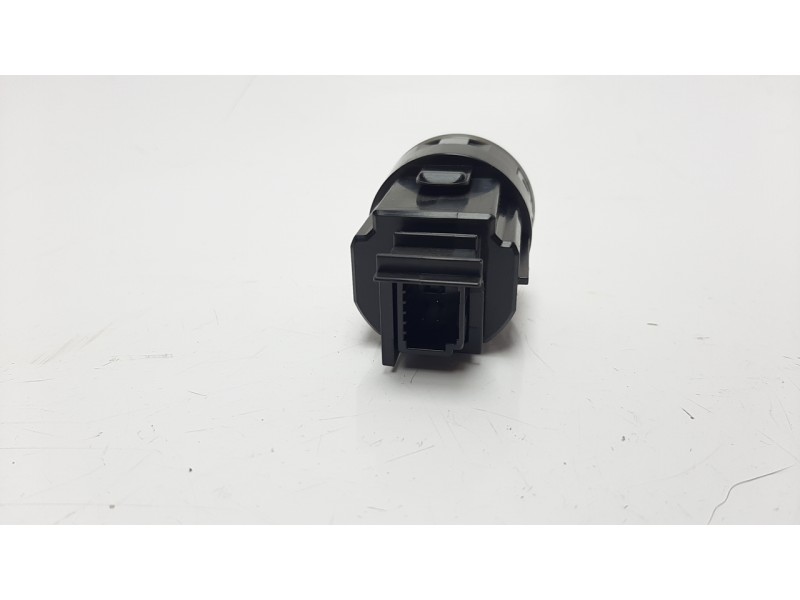 Recambio de conmutador de arranque para toyota corolla (e21) referencia OEM IAM 8961102190  