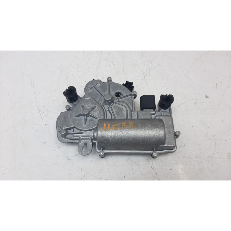 Recambio de motor cierre centralizado porton para audi q5 (fyb) 2.0 16v tdi referencia OEM IAM 3V5827887B  