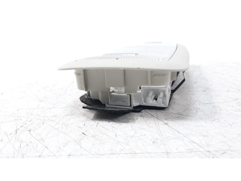 Recambio de luz interior para toyota corolla (e21) referencia OEM IAM 8136005010A0  