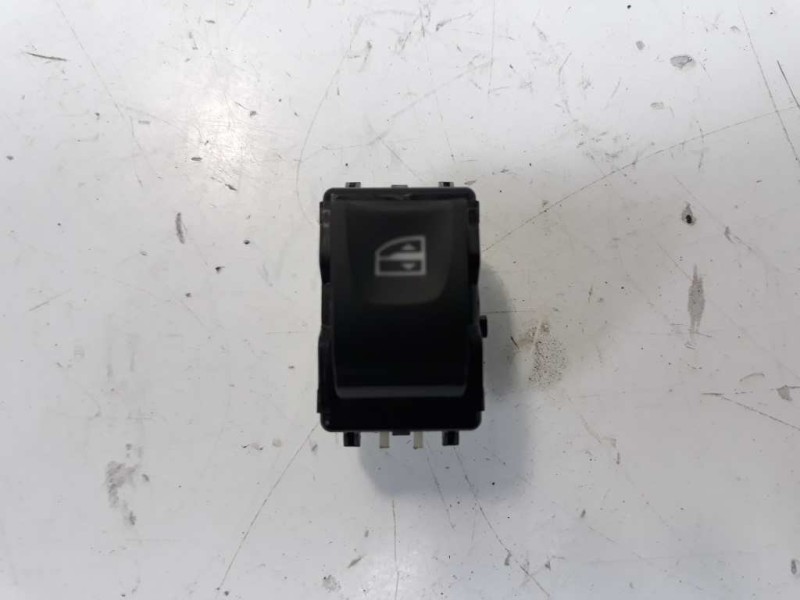 Recambio de mando elevalunas trasero derecho para renault clio iv dynamique referencia OEM IAM 254218614R IAF930017HQ EWSRE069