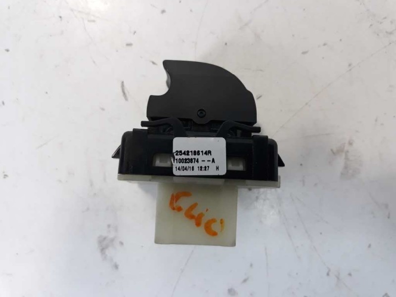 Recambio de mando elevalunas trasero derecho para renault clio iv dynamique referencia OEM IAM 254218614R IAF930017HQ EWSRE069